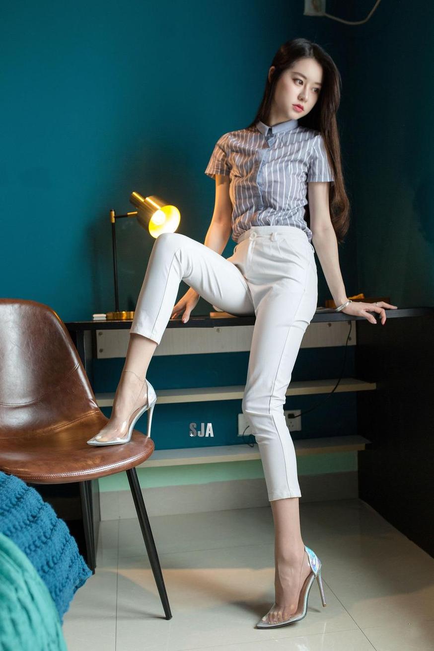 一张美图胜过千言万语，sja佳爷衩的照片将会证明这一点