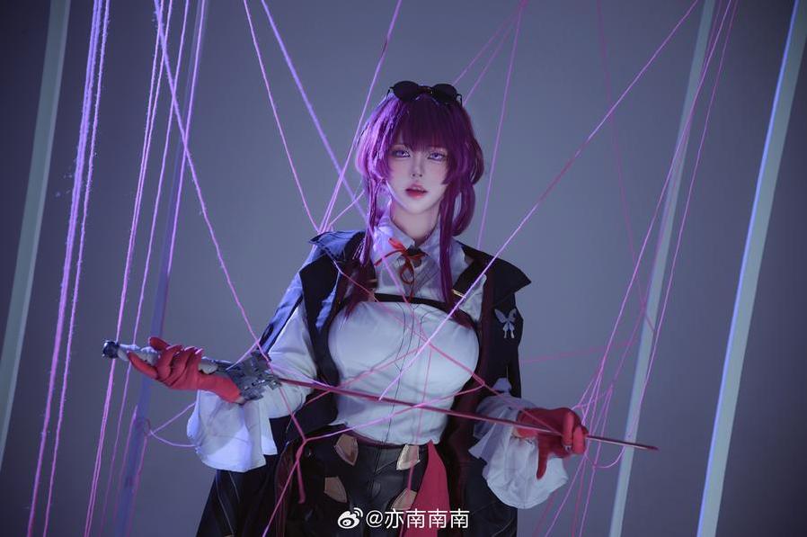 亦南南南最新付费图片，美图一组，惊艳你的双眸