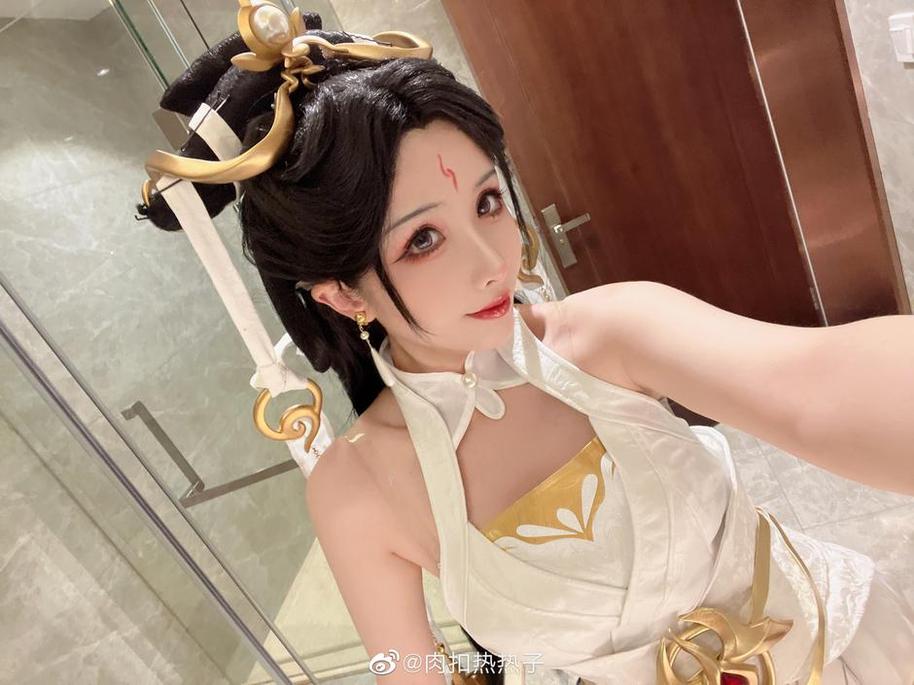 震撼心灵！免费观看凉凉子图片，感受cos代表的魅力无限