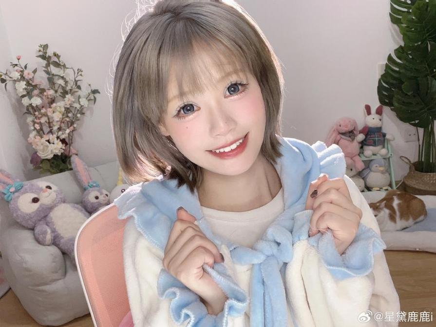 千反田鹿子图集，路透最新cos照片，诱人入胜