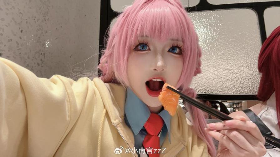 南宫cos温迪唯美复刻，精致绝伦的不二之选。