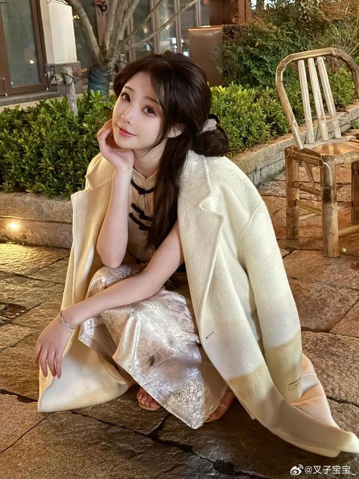 叉子宝宝免费图包：唯美cos作品赏析