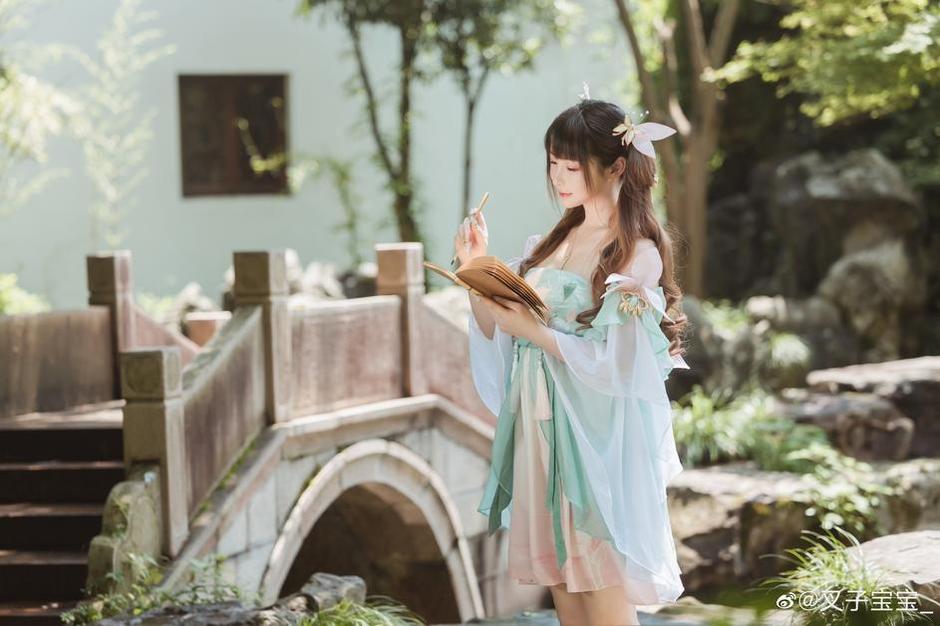 叉子宝宝的cosplay作品，是所有coser中的一股清流