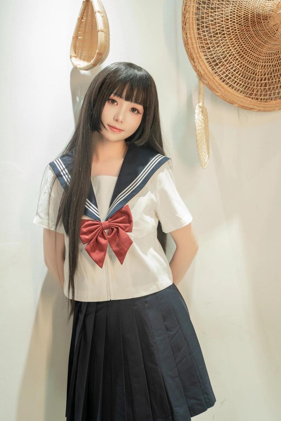 惊艳cos！网红喵小吉cosplay的翻版造型一字排开