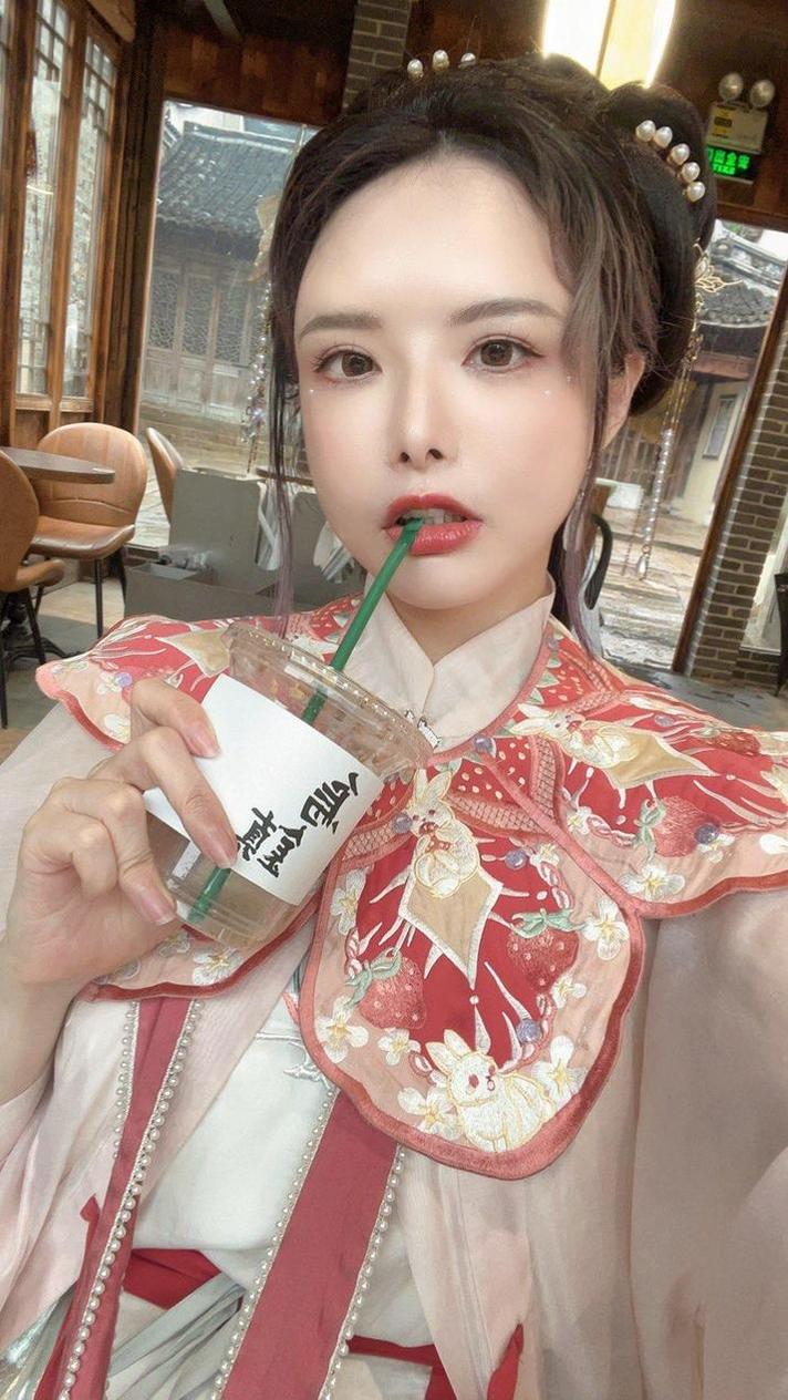 夏小秋秋秋全部作品：与你分享极致cos展现的经典照片