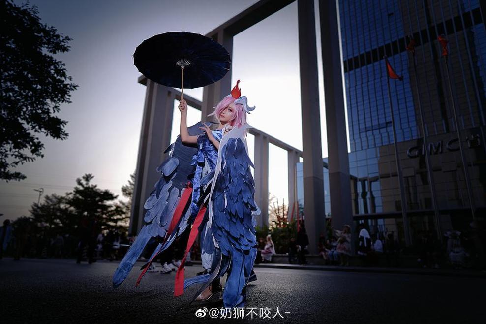奶狮不咬人赫萝免费，经典cos作品赏析全方位解读
