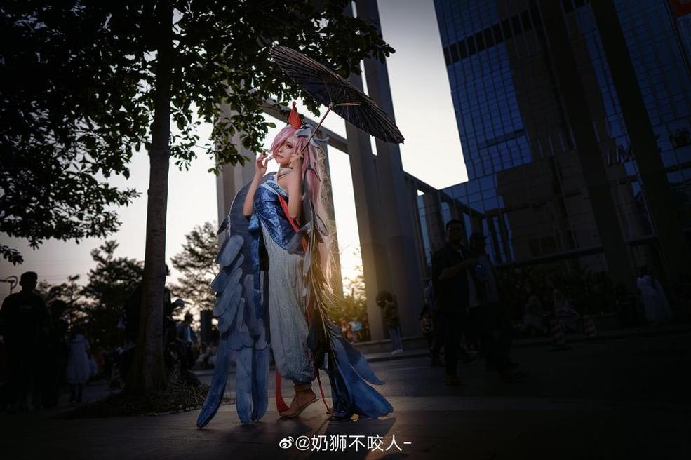 奶狮不咬人不知火，为您献上超美cos作品