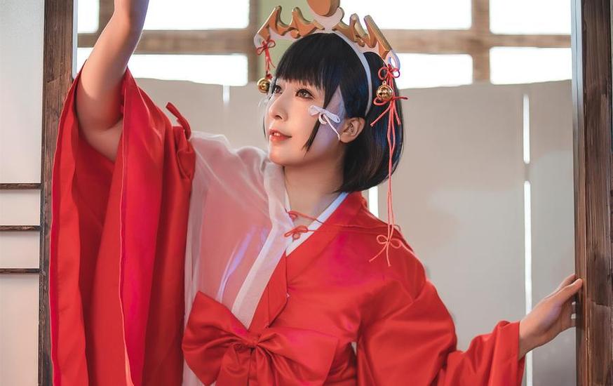 经典小容仔咕咕咕雪女作品，带你进入动漫世界的奇妙之旅