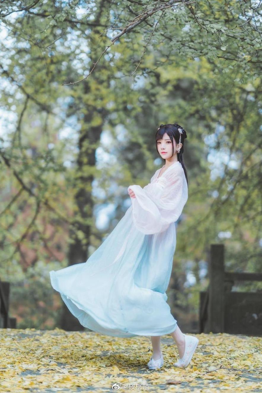 坐看樱花落满地，品味漫天花海——播放樱桃喵的美图集