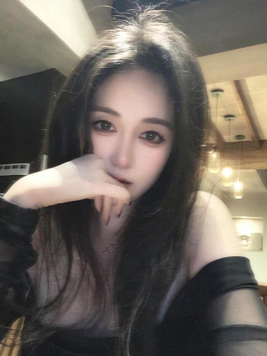 定制白银81黑历史真名叫什么的cos服，解锁你的cosplay新境界