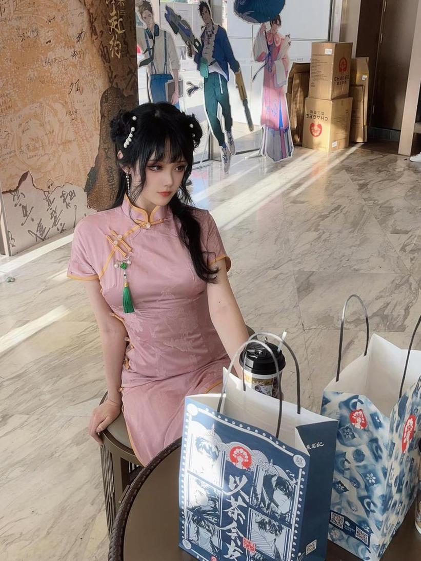 镜cos秋楚楚原图公开，细节展现cos精髓