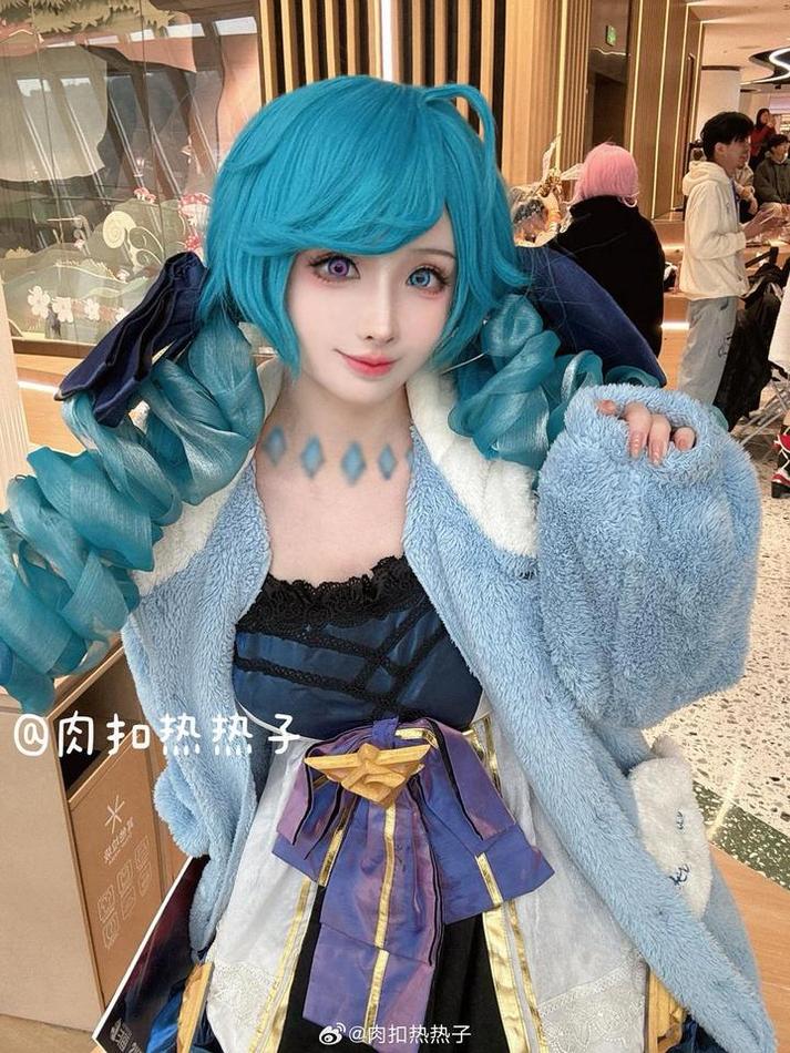 肉扣热热子是谁：用镜头记录的cos原图，让你全面了解cosplay圈子