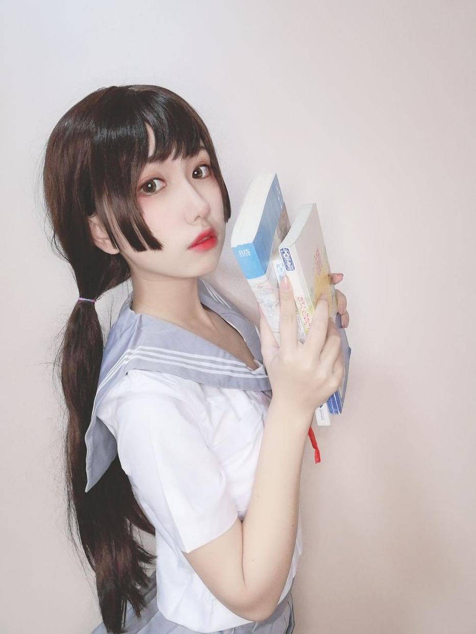 感受美与瞬间的活力，芋圆侑子芋圆合集图包带你追逐。