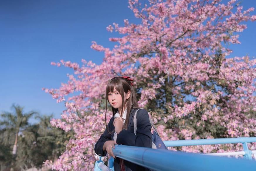 萌芽儿oo微博美图欣赏，那氤氲的梦幻感弥漫全场