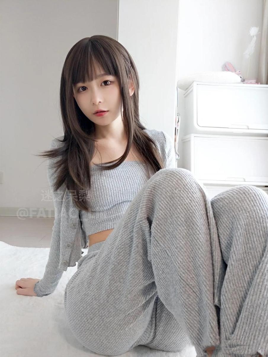 一系列迷人的摄影美图，只有迷之呆梨8月独有