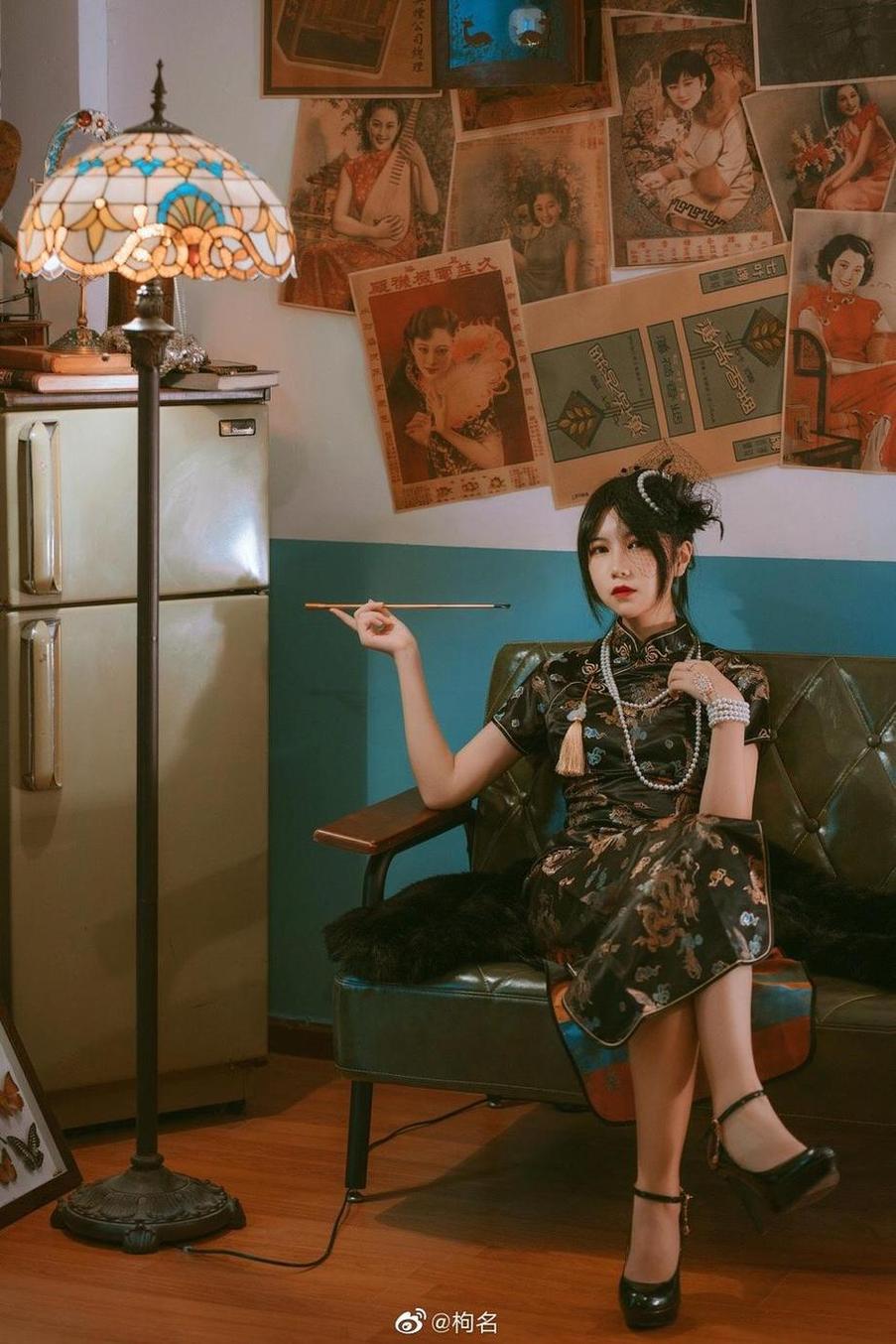 逐月su怎么会有这么色气，原图的细节让人叫绝