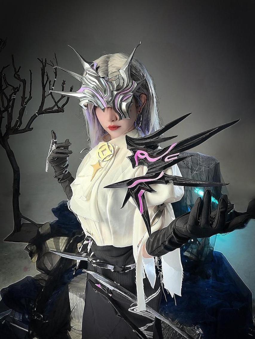 阮邑_fairy素材中的魔幻图包：流光溢彩的照片合集